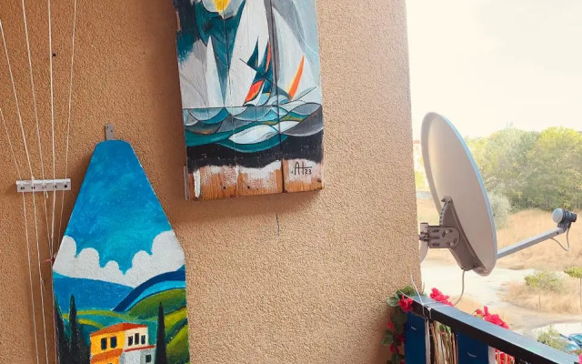Studiya V Stile Avangard Apartment