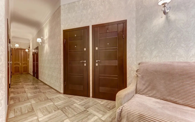 Ekonom Lyubimy Gorod Apartments