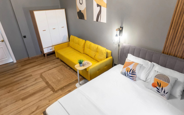 Апартаменты Room-Room Краснознаменная 132