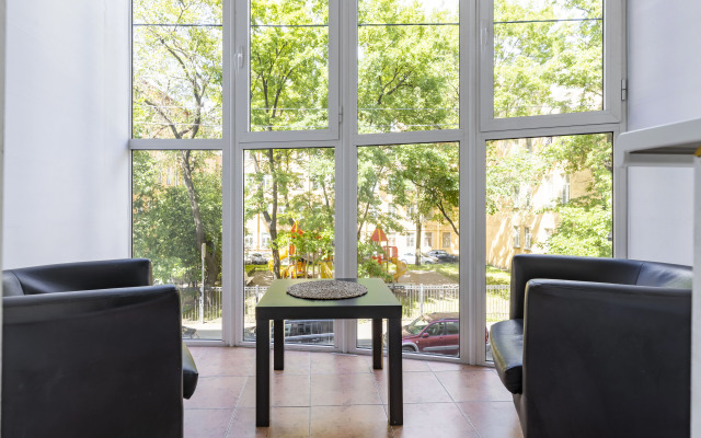 Апартаменты на Моисеенко 3 DereMRents ДереМРентс