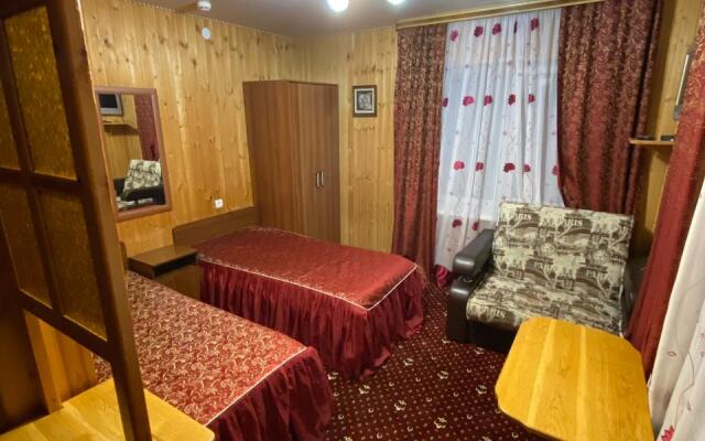 Отель Старый клён