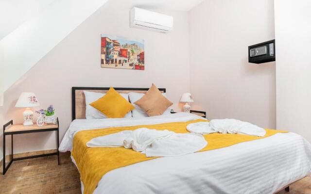 Diuma Hotel