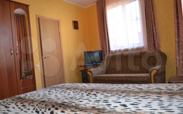 Morskaya Volna Guest House