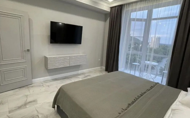 Novaya S Vidom Na Reku Flat