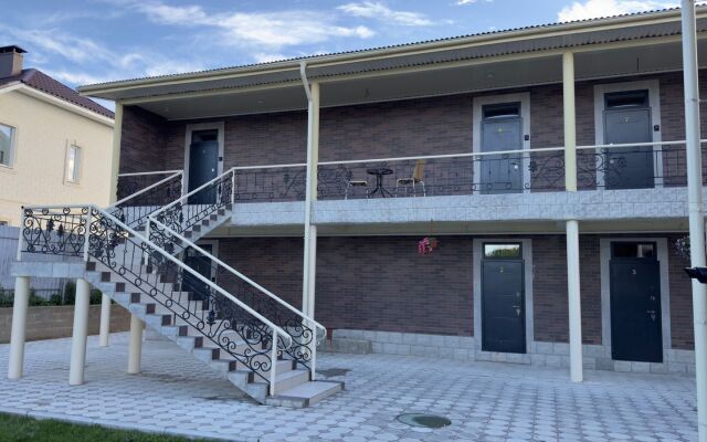 Triumf Guest House