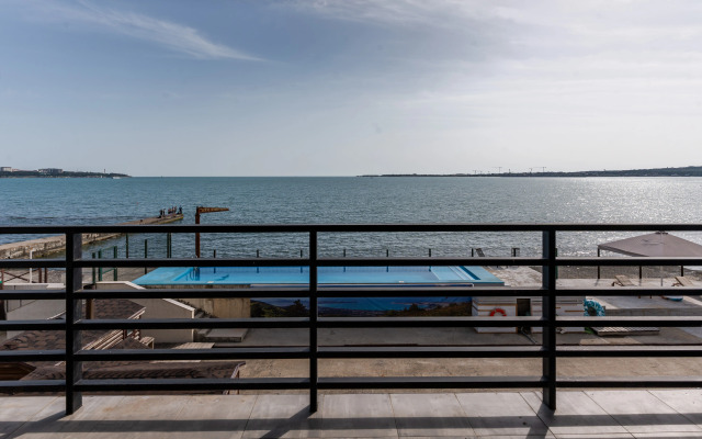 Частный дом Эллинг на Берегу Моря