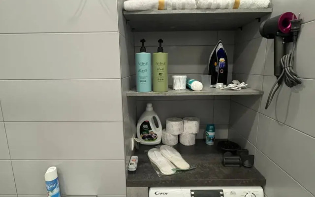 Квартира Светлая Студия с Большой Кухней