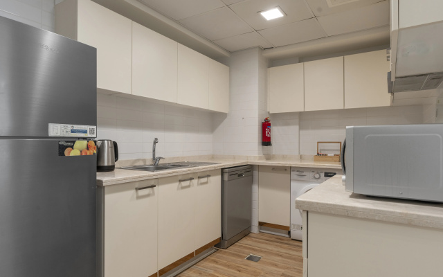 Apartamenty 1BR Beach Access Pool Gym Pacific Al Marjan