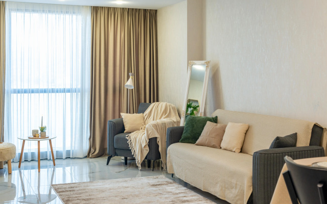 Infinity Sea Residence in Porta Apartments