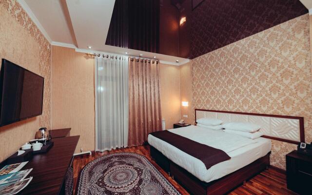 Asmald Palace Hotel