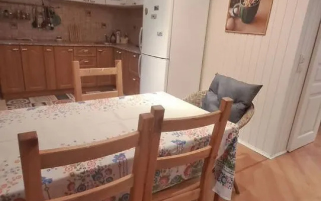 Частный Дом на Учаcткe 61 Соткa