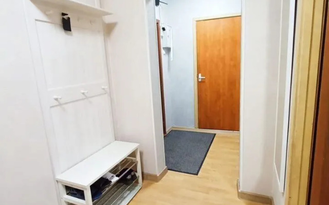 S 4 Razdelnymi Cpalnymi Mectami Flat