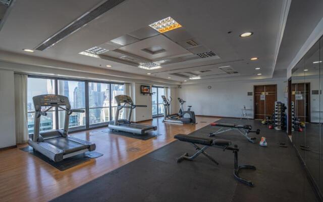 Cosmos Living - Goldcrest Views1 Apartments
