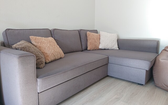 Апартаменты рядом центр Кругозор