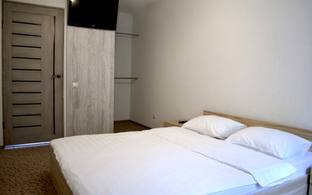 Апартаменты Лесопильная 68