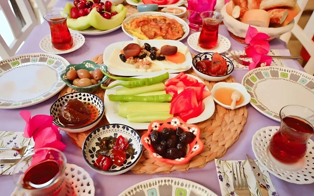 Alayaz Hotel
