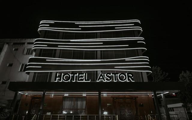 Astor Hotel