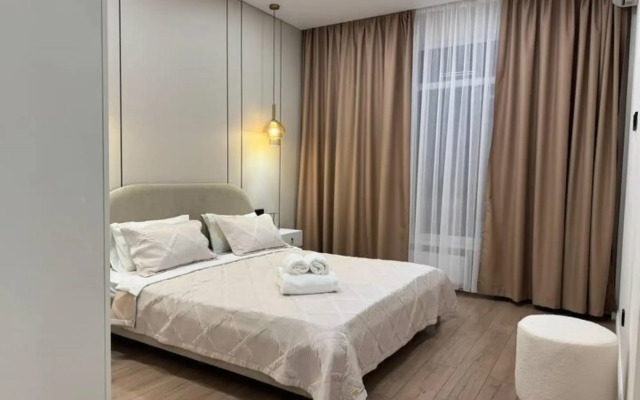 Na Ulitse Rozybakieva 217 Blok 9 Apartment