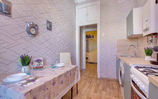 U Avrory VPiter na sutki Apartments