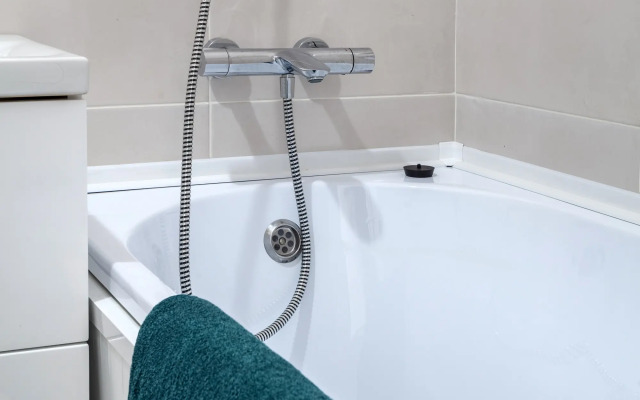 Квартира у метро Елизаровская