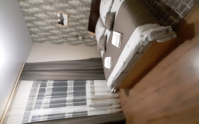 Vila Liza s Transferom k Podemnikam Guest House