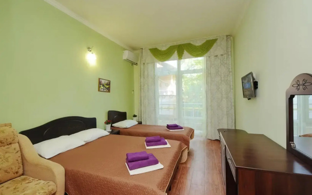 Aleksandros Guest House