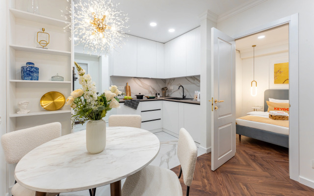 KeyGo #0131, 1 Bedroom, Designed, City Center Apartments