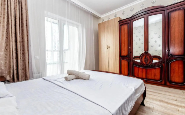 Na Ulitse Turara Ryskulova, 5/2 Apartments