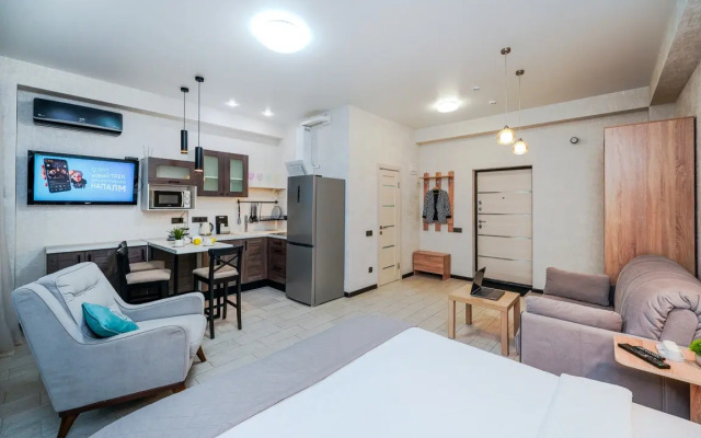 7 Krymskiy Mamayka Apartment