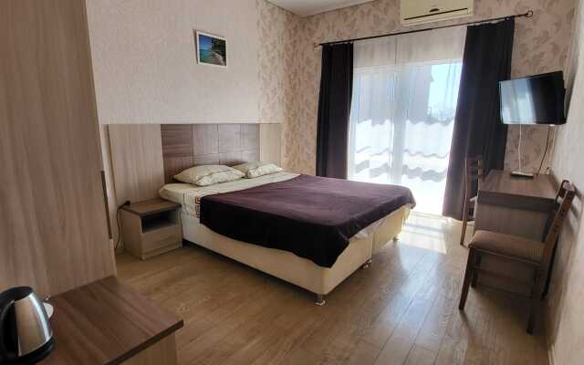 Меблированные Комнаты на Красной 21