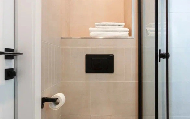 Na Leninskom Prospekte 158 Flat