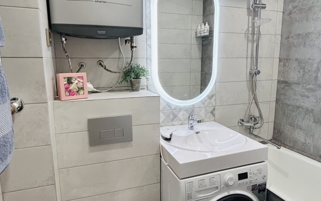 Квартира Двухкомнатная возле Парка Победы