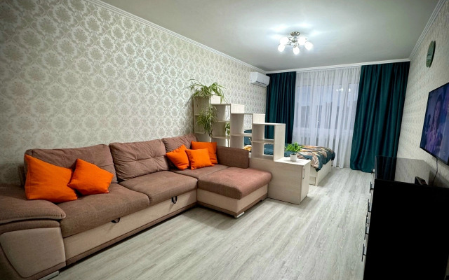 Квартира Рядом с ТЦ Кристалл