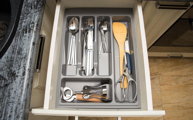 Krasavitsa V Tsentre U Zhd Vokzala Flat