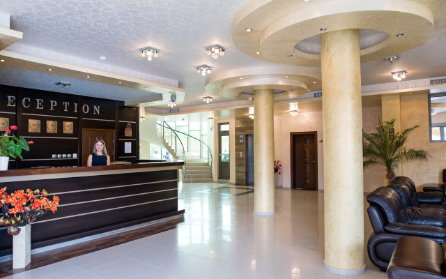 Iris Hotel