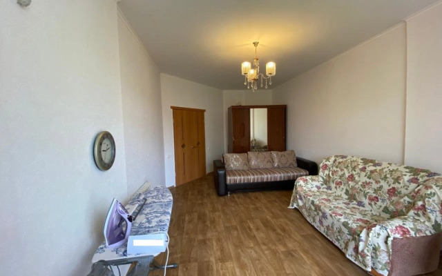 V 5 minutakh ot morya Flat