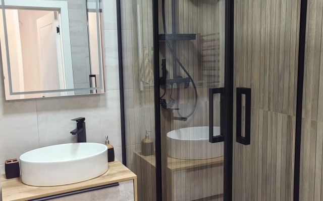 Na Ulitse Sukharnaya 105/1 Flat