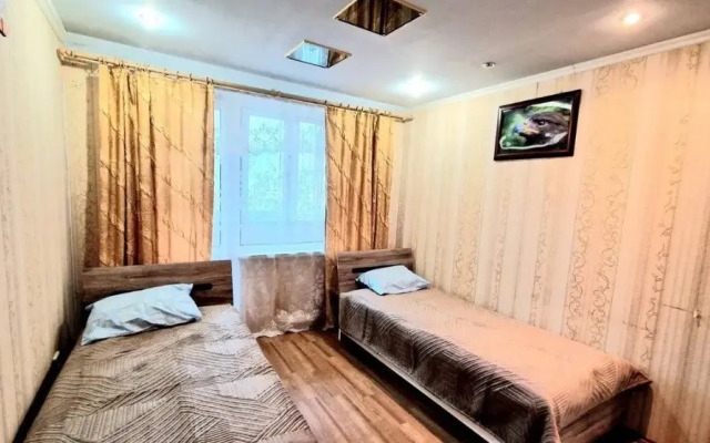 Na Prospekte Kosmonavtov 63 Apartments