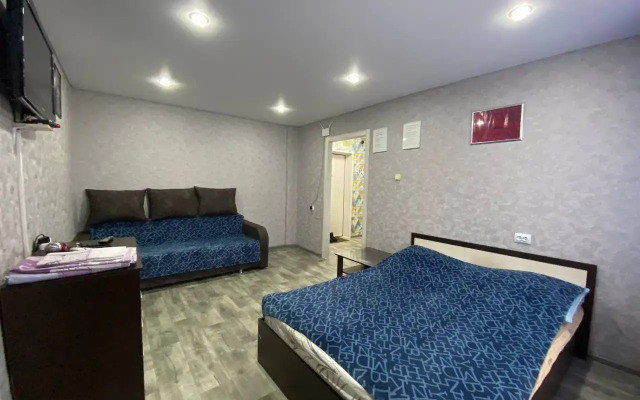 Tsentr Goroda Suvorova 144 Flat