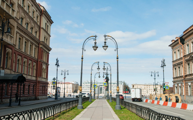 Апартаменты ApartH Deluxe c видом на Неву и город