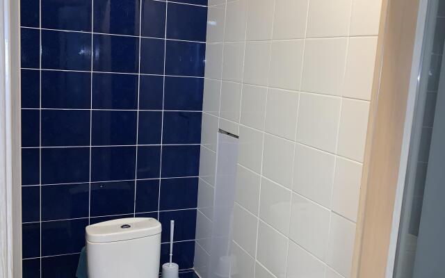 2-Kh Komnatnaya V Tsentre Vozle Tsirka Flat