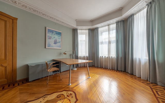 Mark Apart Petrogradsky Apartments