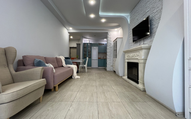 Апартаменты КакДома евро 2-ком Люкс Депутатская 9-5б Сочи у Дендрария