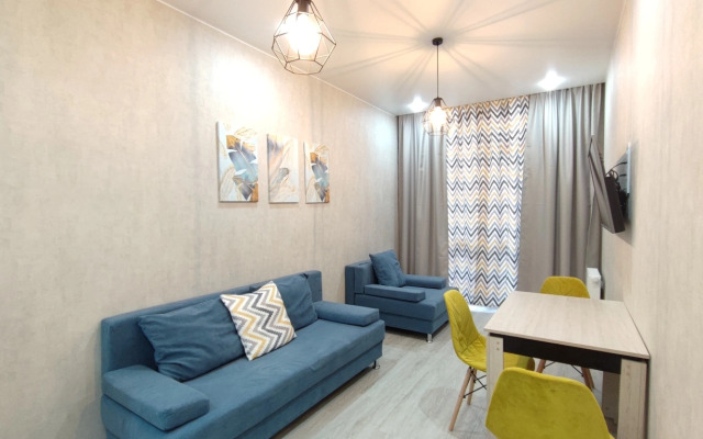 Panda Home v tsentre vozle naberezhnoy i akvaparka Apartments
