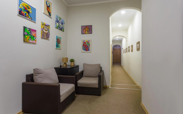 Aleksandr Hotel