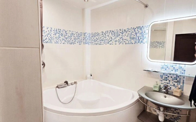 Квартира Просторная 1-комнатная квартира