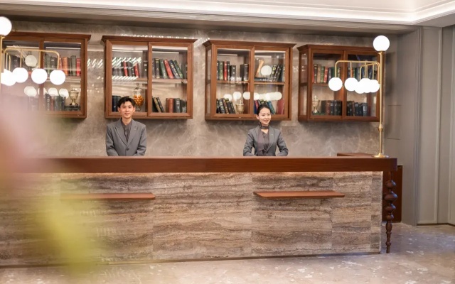 Beijing Chaoyang Panjiayuan Mercure Hotel – People – Beijing