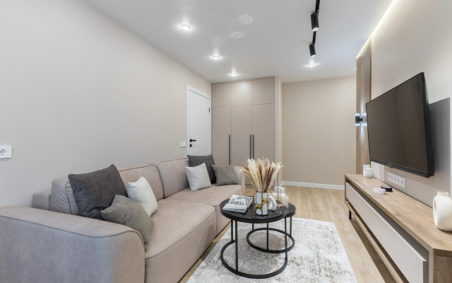 Na Korotchenko 4 Apartment