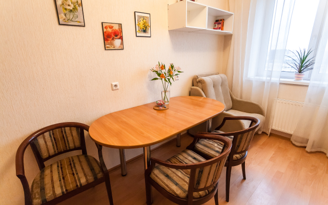 Komfortnaya Kvartira V Novom Dome Lodging House