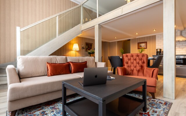 Апартаменты D на Чайковского с тремя спальнями №1